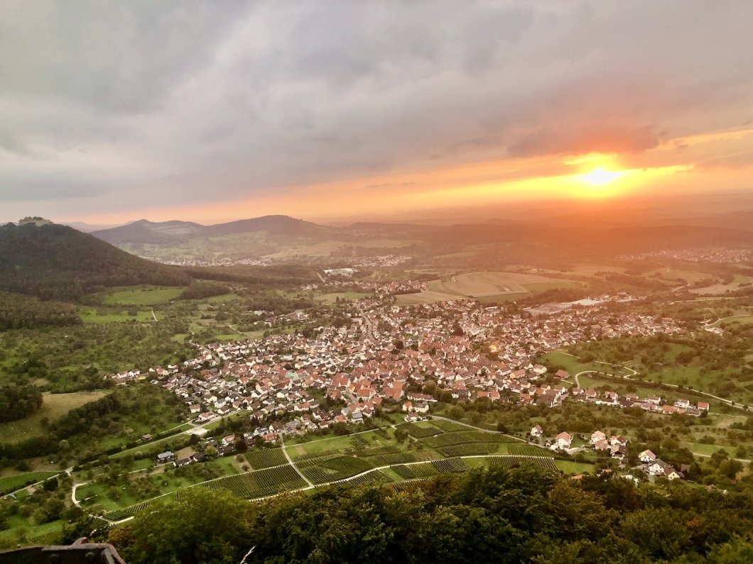 Beurener Ortsspaziergang mit Glühweingenuss