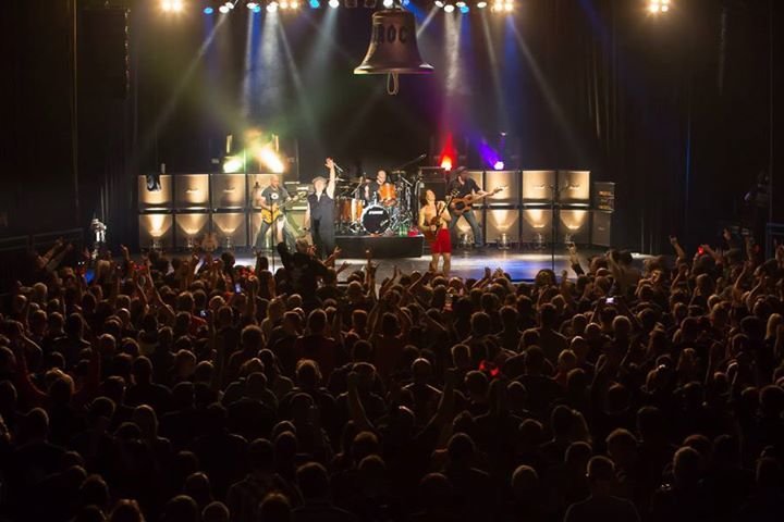 Party - Barock - The International AC/DC Tribute Show - Pavillon ...