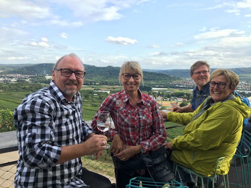 Und WEIN wird GOLD: Kulinarische Erlebniswanderung ab Weinstadt Endersbach zum Weingut GOLD