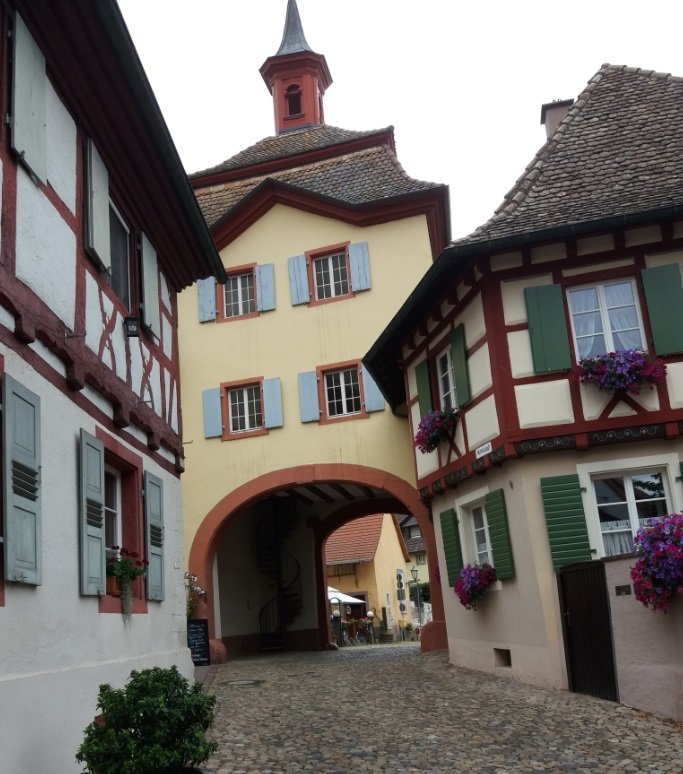 Burkheim – Genussvolle Weinstadtführung